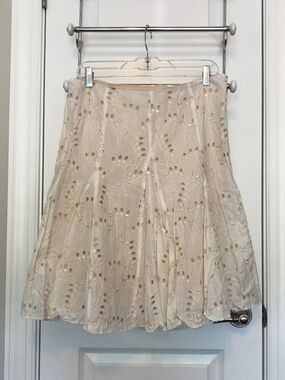 iXe 💯% cotton embroidered floral cream circle skirt with eyelets & sequins (10)